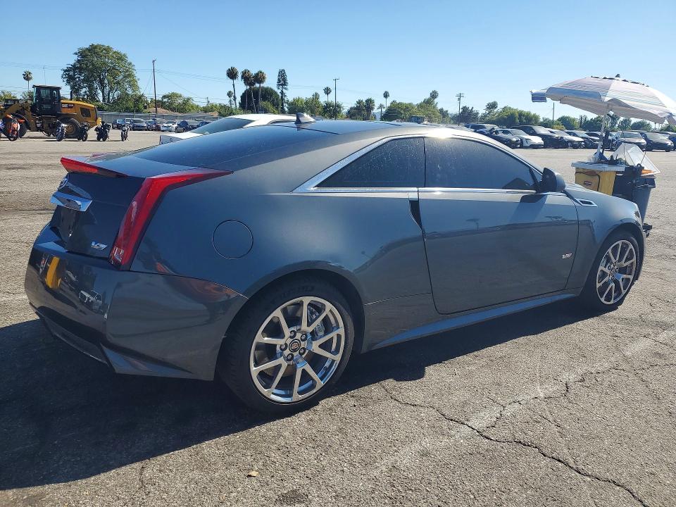 Photo 3 from auction – 2011 CADILLAC CTS-V with VIN 1G6DV1EPXB0103544