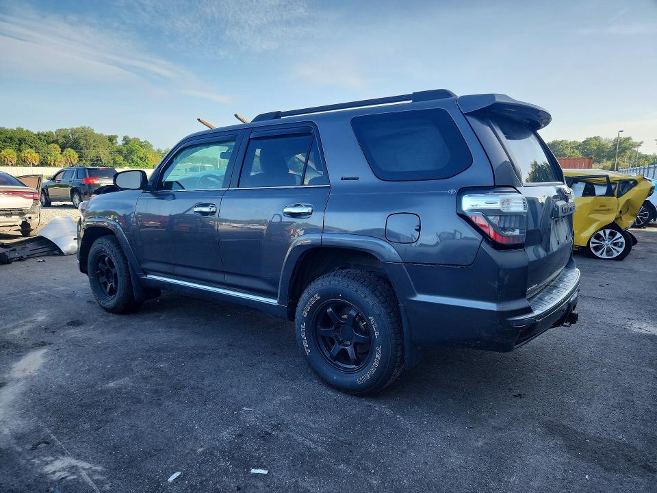 صورة رقم 2 من المزاد - 2016 TOYOTA 4RUNNER مع VIN JTEBU5JR9G5353465