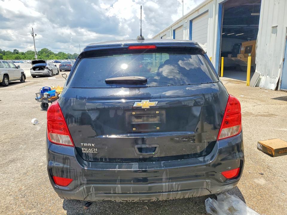 Photo 6 from auction – 2020 CHEVROLET TRAX with VIN 3GNCJKSB9LL341030