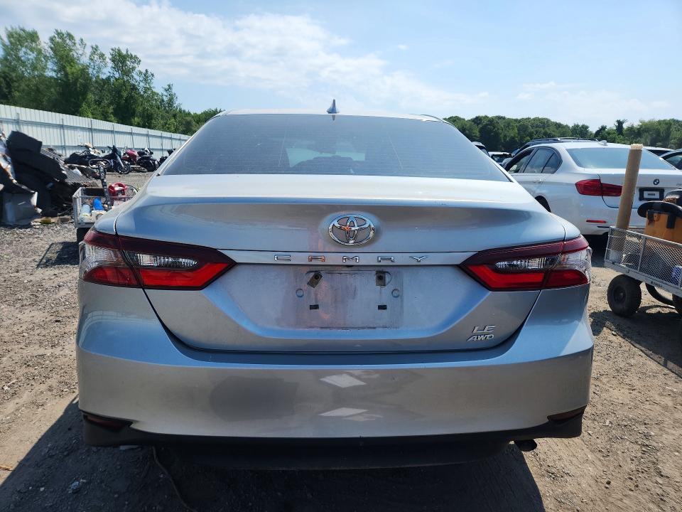 Photo 6 from auction – 2022 TOYOTA CAMRY with VIN 4T1C11BK5NU051987