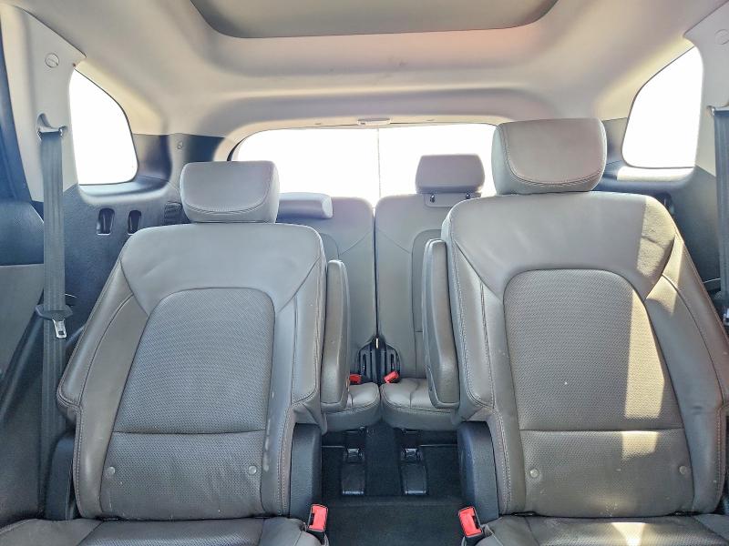 Photo 10 from auction – 2017 HYUNDAI SANTA FE with VIN KM8SR4HF7HU201473