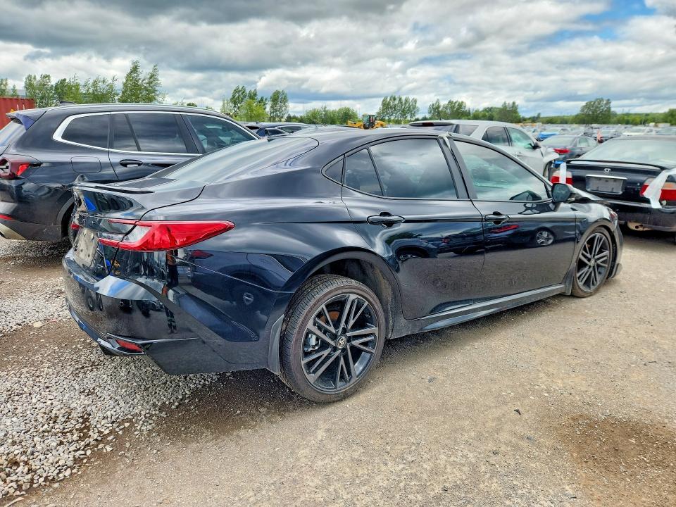Photo 3 from auction – 2026 TOYOTA CAMRY with VIN 4T1DBADK0TU561580