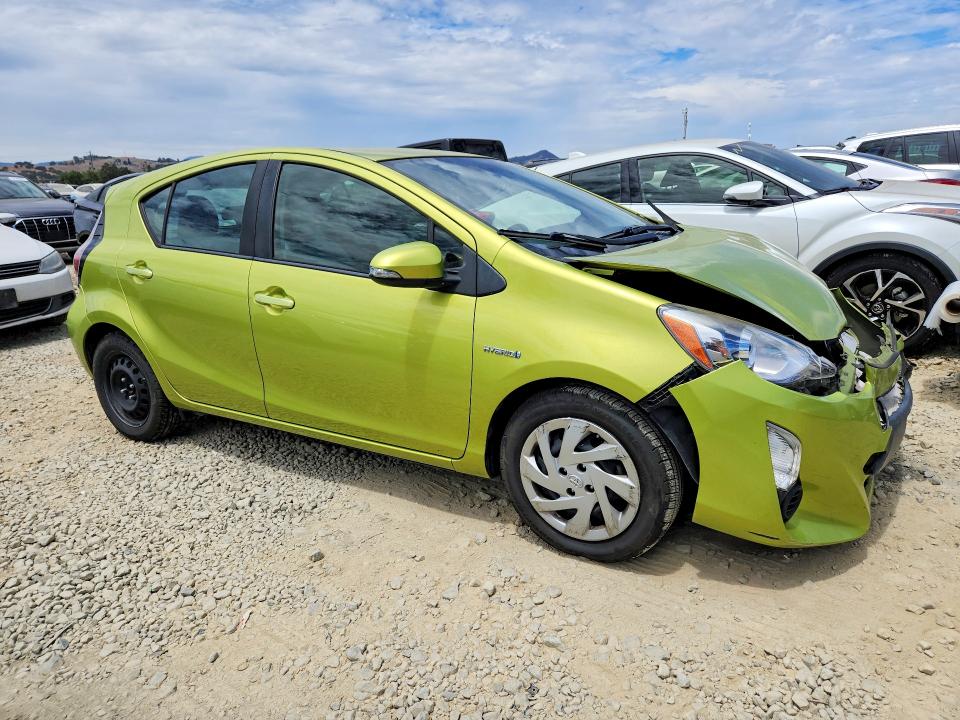 Photo 4 from auction – 2015 TOYOTA PRIUS C with VIN JTDKDTB39F1091925