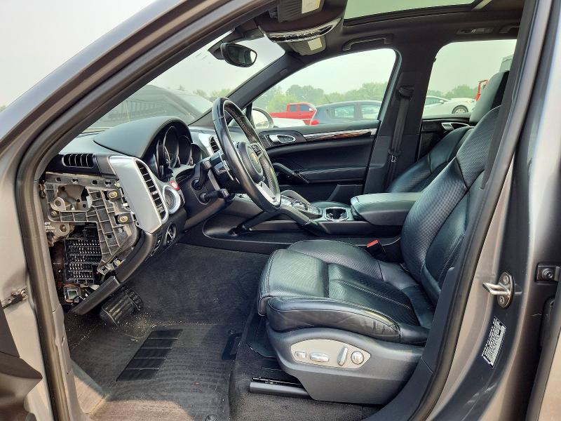 صورة رقم 7 من المزاد - 2016 PORSCHE CAYENNE مع VIN WP1AA2A27GLA09279