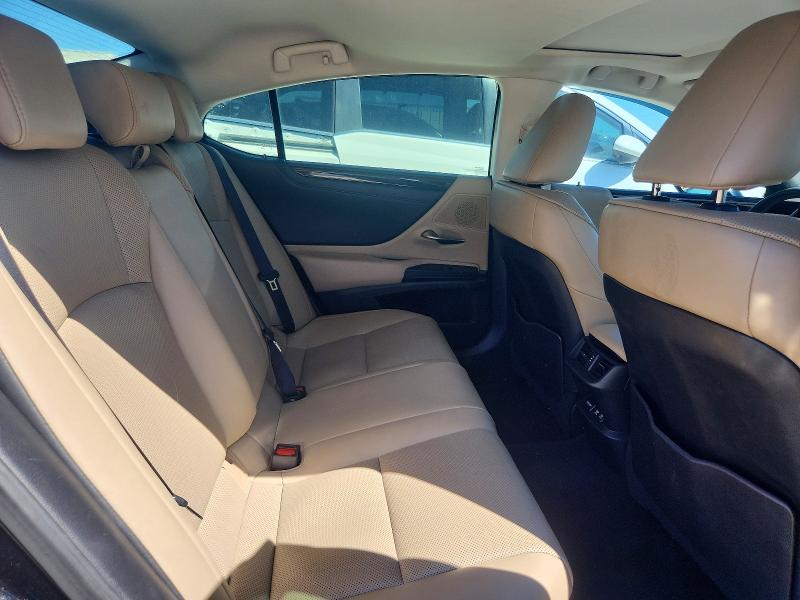 Photo 10 from auction – 2021 LEXUS ES with VIN 58ADA1C16MU002122