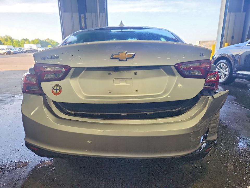 Photo 6 from auction – 2021 CHEVROLET MALIBU with VIN 1G1ZD5ST8MF074181