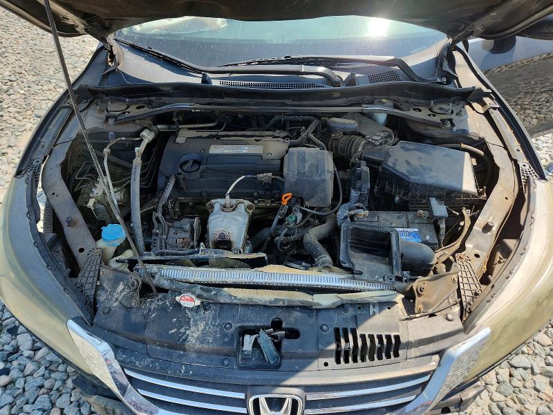 Photo 11 from auction – 2015 HONDA ACCORD with VIN 1HGCR2F51FA152746