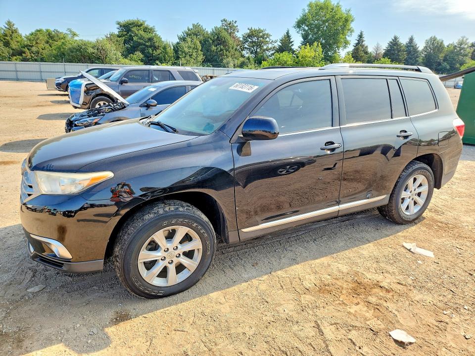 TOYOTA HIGHLANDER 2011 with VIN 5TDBK3EH6BS050145 - Photo from auction