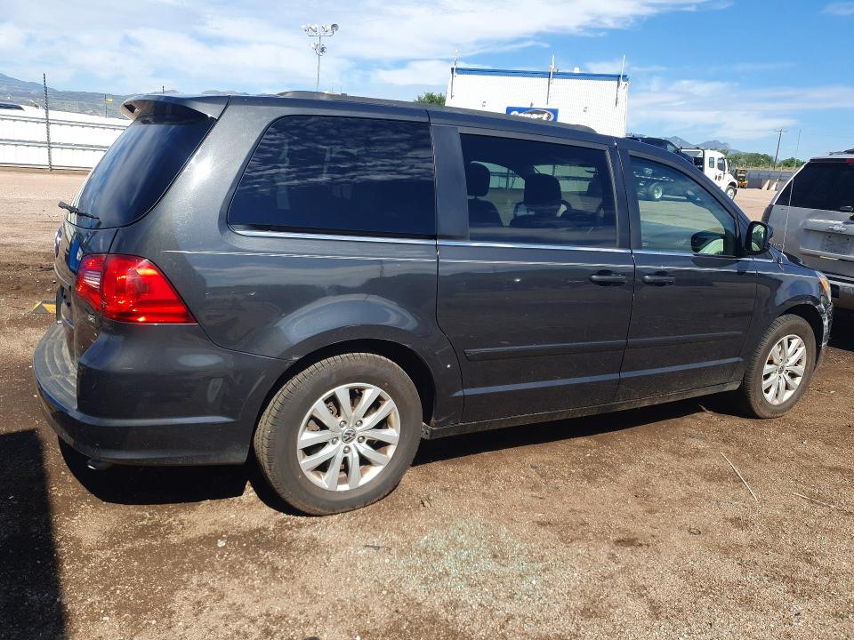 Photo 3 from auction – 2012 VOLKSWAGEN ROUTAN with VIN 2C4RVABG2CR276327