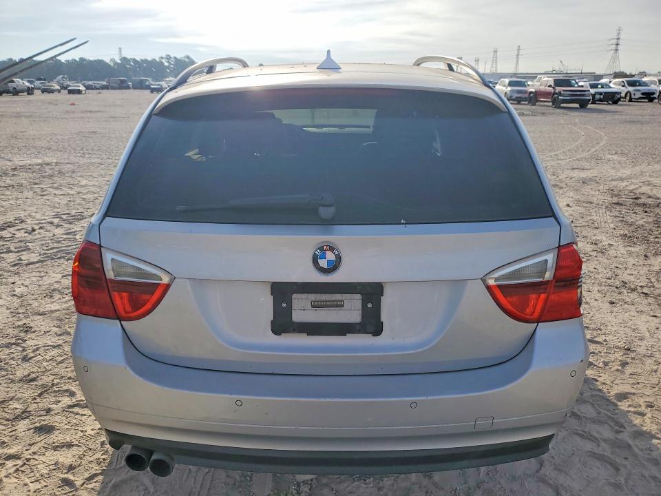 Photo 6 from auction – 2008 BMW 328 with VIN WBAVT73568FZ37454