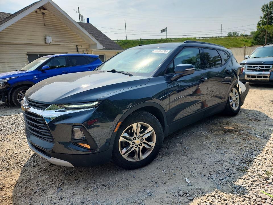 CHEVROLET BLAZER 2019 with VIN 3GNKBGRS8KS614877 - Photo from auction