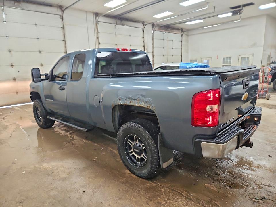 Photo 2 from auction – 2013 CHEVROLET SILVERADO with VIN 1GCRKSE78DZ336662