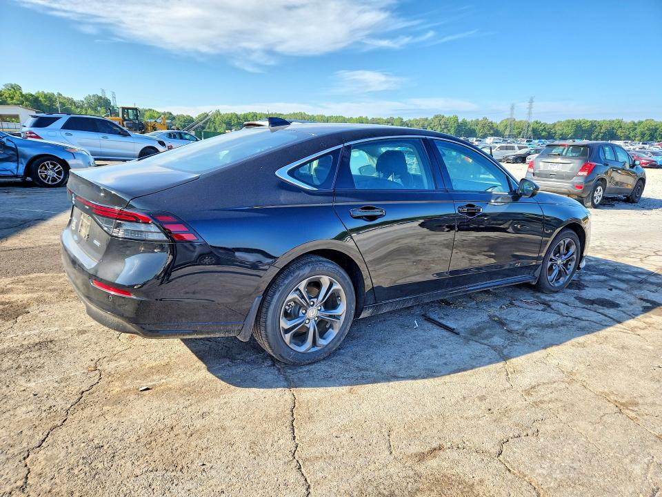 Photo 3 from auction – 2026 HONDA ACCORD with VIN 1HGCY2F64TA010236