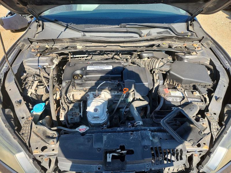 Photo 11 from auction – 2013 HONDA ACCORD with VIN 1HGCR2F81DA047521