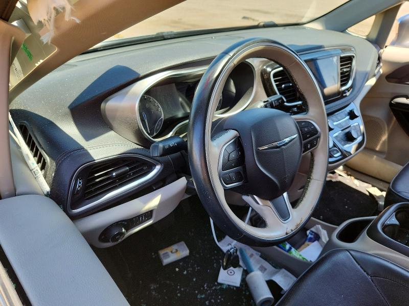 Photo 9 from auction – 2018 CHRYSLER PACIFICA with VIN 2C4RC1GG2JR150142