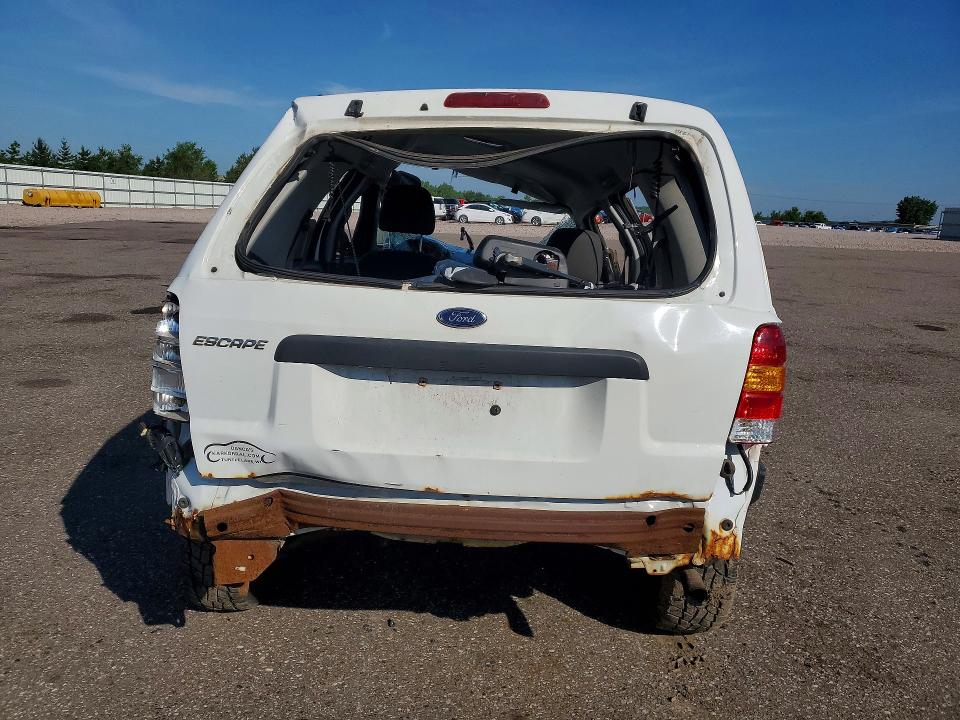 Photo 6 from auction – 2007 FORD ESCAPE with VIN 1FMYU92Z67KB68002