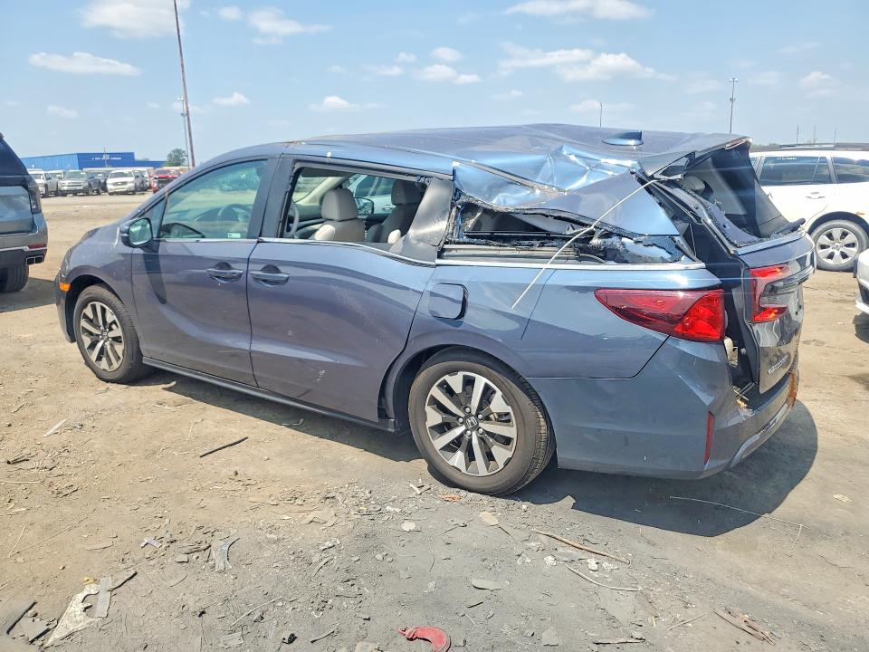 Photo 2 from auction – 2026 HONDA ODYSSEY with VIN 5FNRL6H62TB026132