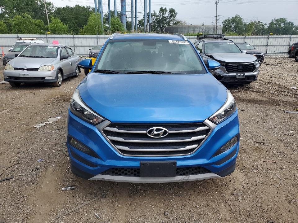 Photo 5 from auction – 2017 HYUNDAI TUCSON with VIN KM8J3CA27HU303967