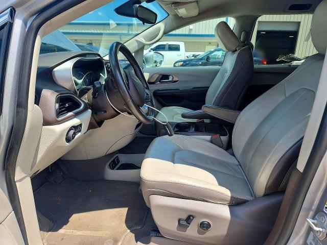 Photo 7 from auction – 2017 CHRYSLER PACIFICA with VIN 2C4RC1BG1HR788108