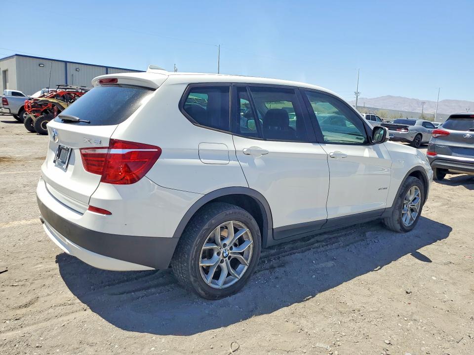 Photo 3 from auction – 2014 BMW X3 with VIN 5UXWX7C51EL984074