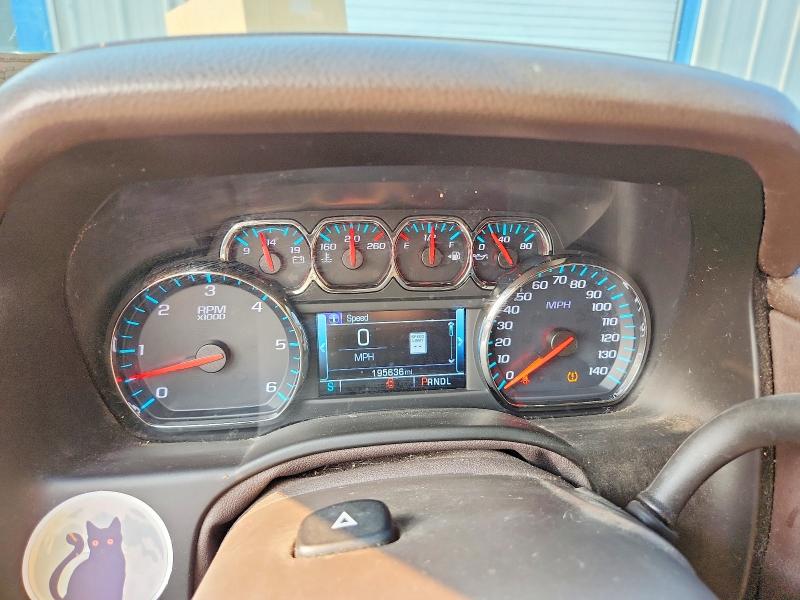 Photo 9 from auction – 2019 CHEVROLET SUBURBAN with VIN 1GNSKHKC4KR217064