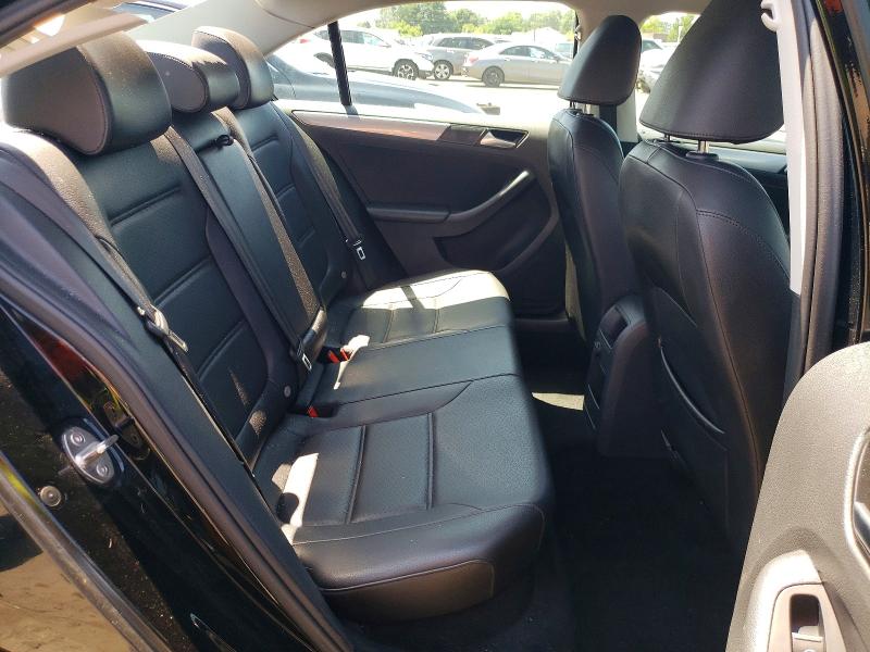 Photo 10 from auction – 2017 VOLKSWAGEN JETTA with VIN 3VWDB7AJ6HM373707