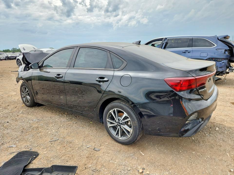 Photo 2 from auction – 2023 KIA FORTE with VIN 3KPF24AD9PE628458