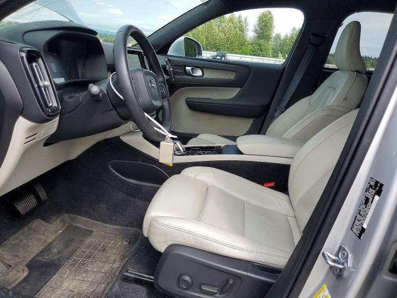Photo 7 from auction – 2019 VOLVO XC40 with VIN YV4162UL0K2115902
