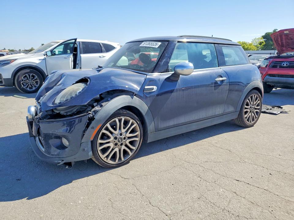 MINI COOPER 2015 with VIN WMWXM5C56FT974366 - Photo from auction