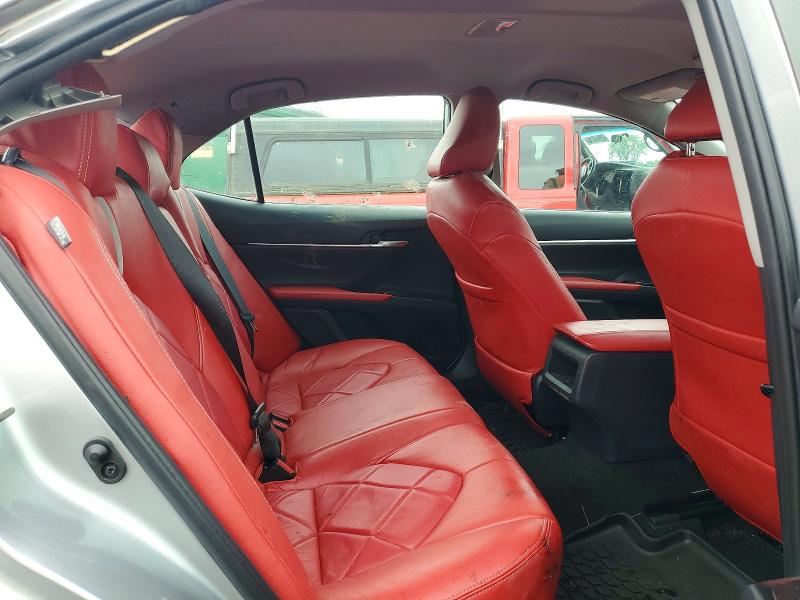Photo 10 from auction – 2019 TOYOTA CAMRY with VIN 4T1B11HK2KU788191
