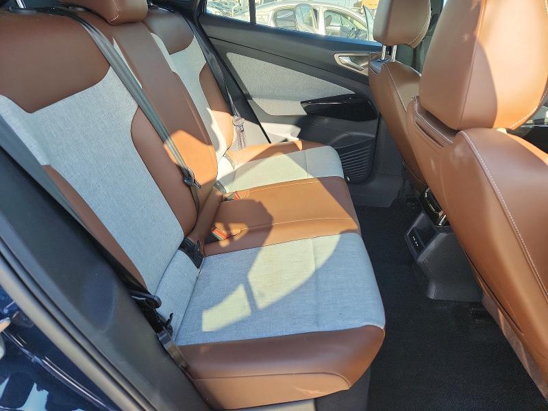 Photo 10 from auction – 2023 VOLKSWAGEN ID.4 with VIN 1V2BMPE8XPC055373