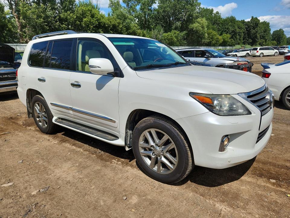 Photo 4 from auction – 2013 LEXUS LX with VIN JTJHY7AX1D4108252