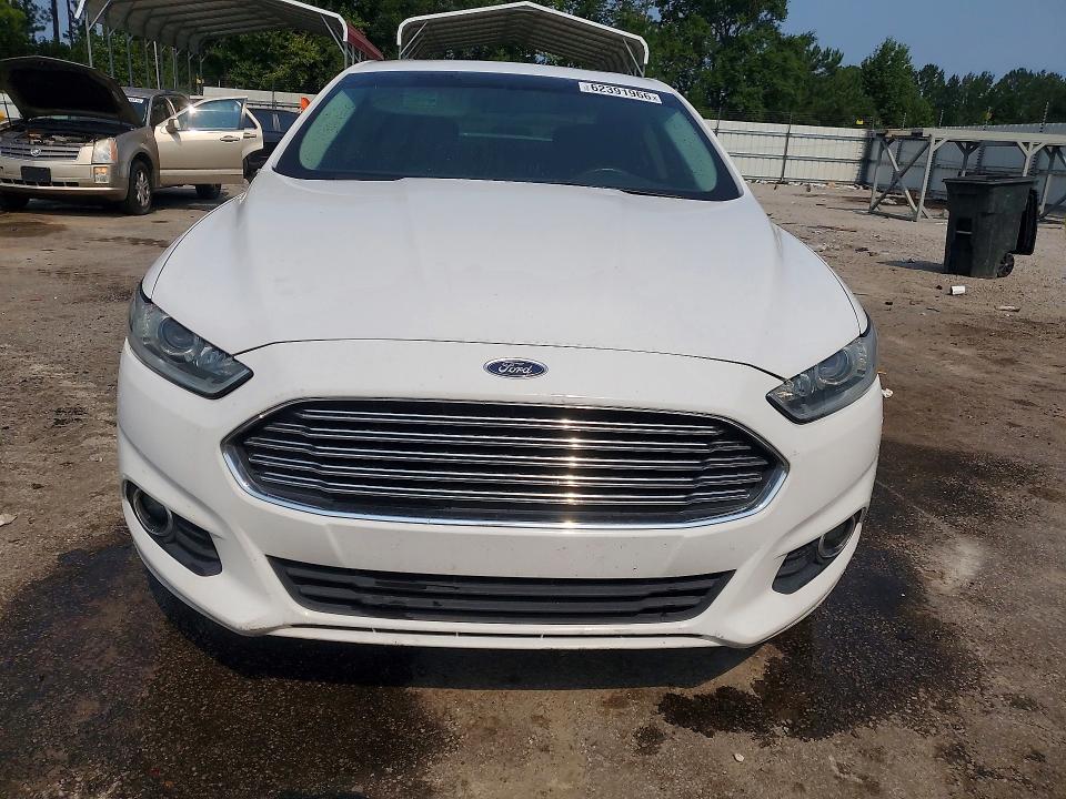 Photo 5 from auction – 2016 FORD FUSION with VIN 3FA6P0H73GR323434