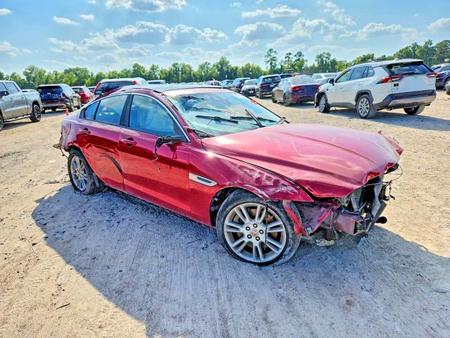 Photo 4 from auction – 2017 JAGUAR XE with VIN SAJAD4BG6HA947996