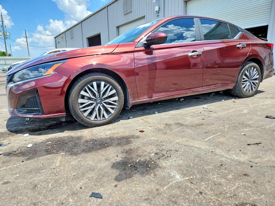 NISSAN ALTIMA 2023 with VIN 1N4BL4DV2PN407544 - Photo from auction
