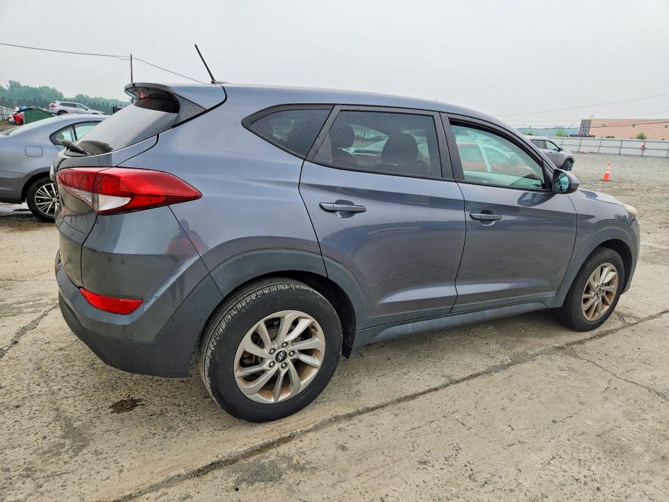 Photo 3 from auction – 2017 HYUNDAI TUCSON with VIN KM8J23A40HU445999