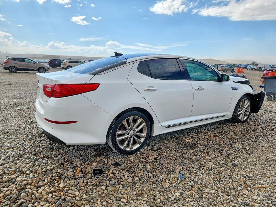 Photo 3 from auction – 2015 KIA OPTIMA with VIN 5XXGR4A66FG445865