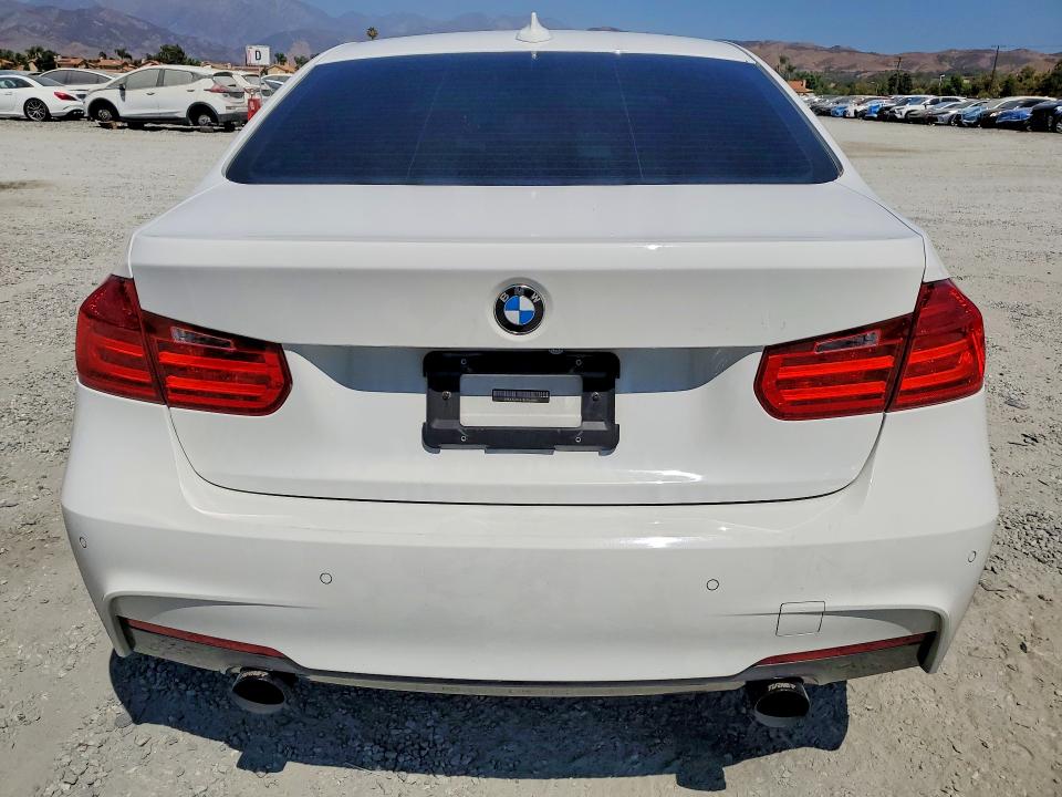 Photo 6 from auction – 2014 BMW 335 with VIN WBA3A9G54ENS64880