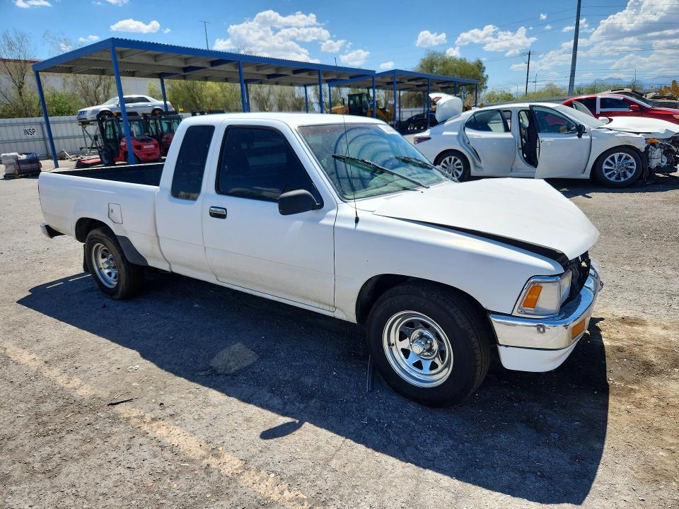 Photo 4 from auction – 1993 TOYOTA PICKUP with VIN JT4RN93PXP5083648