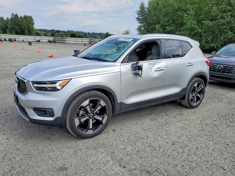 2019 VOLVO XC40 - Търг №61974546