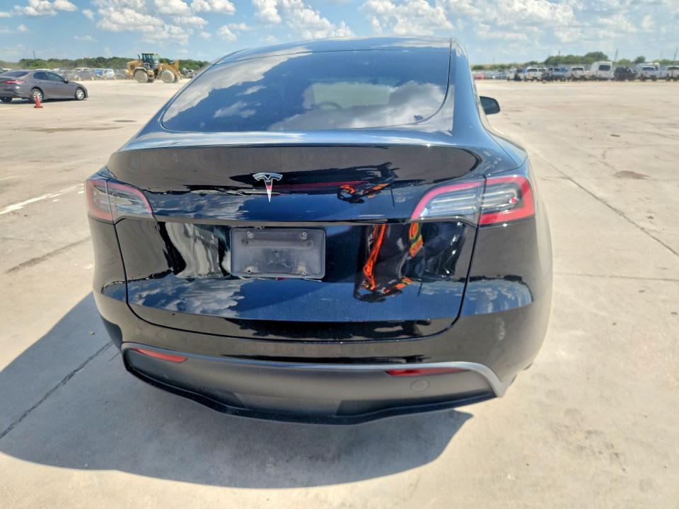 صورة رقم 6 من المزاد - 2025 TESLA MODEL  Y مع VIN 7SAYGDED5SA343599