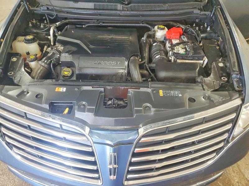 Photo 12 from auction – 2018 LINCOLN MKT with VIN 2LMHJ5AT1JBL02158