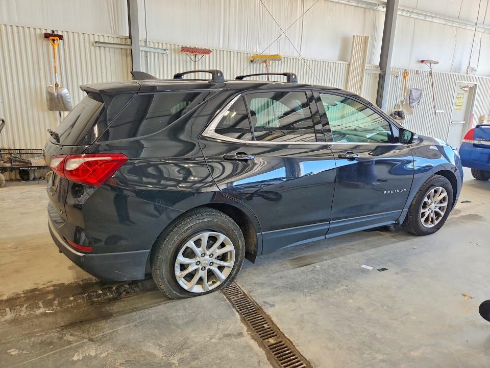 Photo 3 from auction – 2018 CHEVROLET EQUINOX with VIN 2GNAXJEV1J6158938