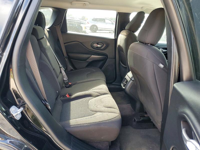 Photo 11 from auction – 2019 JEEP CHEROKEE with VIN 1C4PJLCB1KD149748
