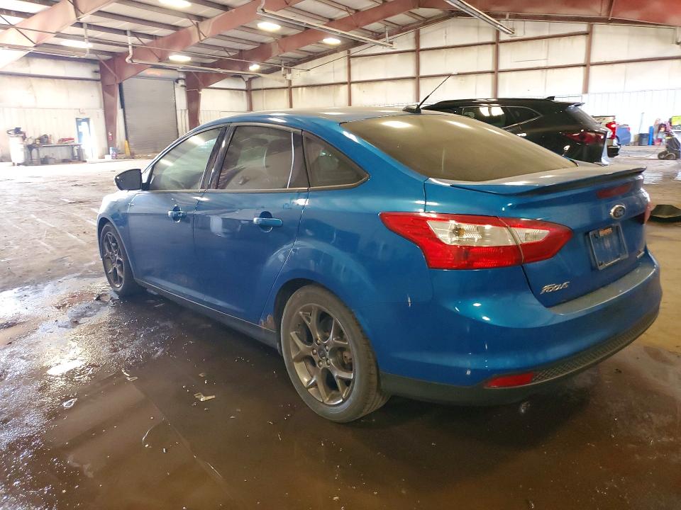 Photo 2 from auction – 2014 FORD FOCUS with VIN 1FADP3F26EL241161