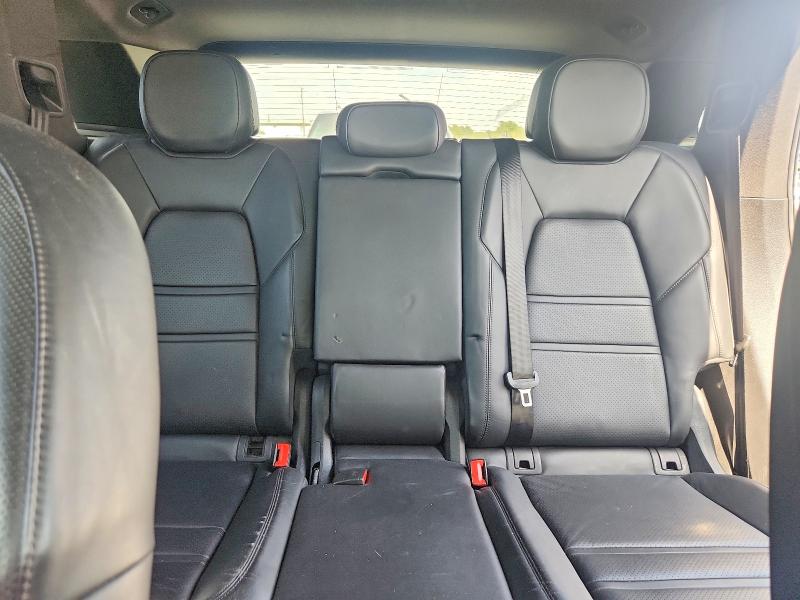 Photo 10 from auction – 2019 PORSCHE CAYENNE with VIN WP1AB2AY0KDA61552