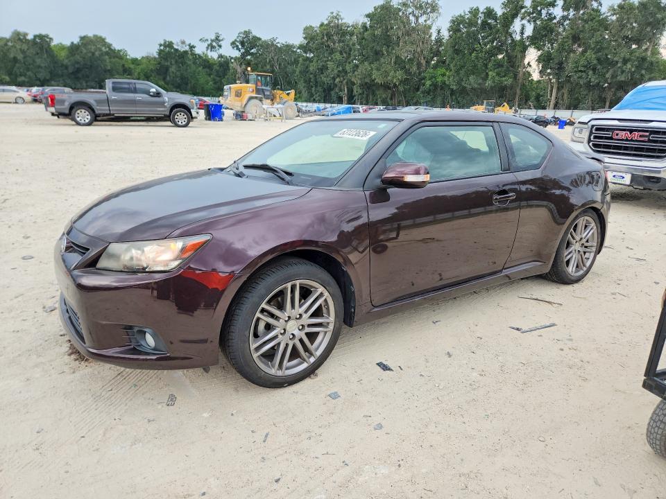 SCION TC 2011 with VIN JTKJF5C74B3003132 - Photo from auction