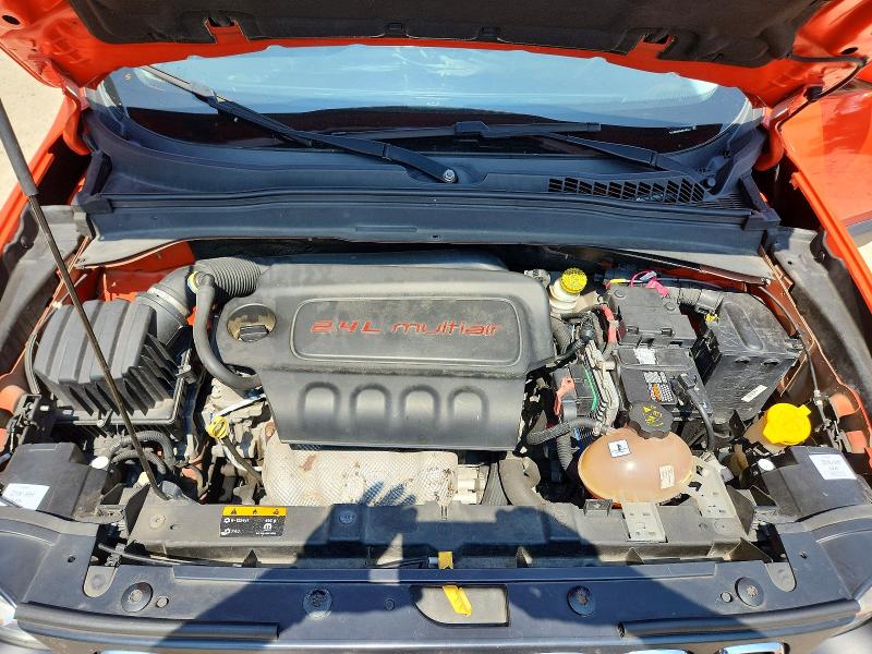 Photo 12 from auction – 2017 JEEP RENEGADE with VIN ZACCJBBB5HPF58341
