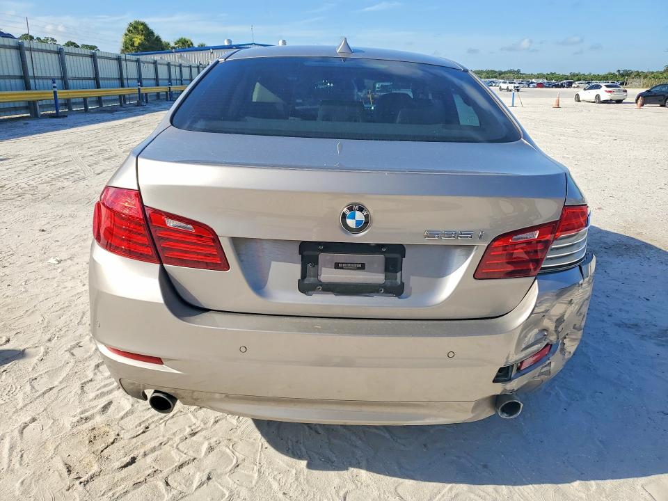 Photo 6 from auction – 2015 BMW 535 with VIN WBA5B1C52FD920742