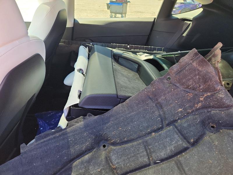 Photo 11 from auction – 2025 TESLA MODEL Y with VIN 7SAYGAEEXSF299383